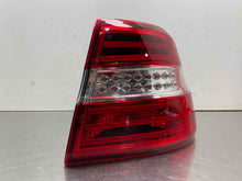 Load image into Gallery viewer, OUTER TAIL LIGHT LAMP ML350 ML450 ML550 ML63 12 13 Right - NW566499
