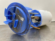 Load image into Gallery viewer, FUEL PUMP E250 Van C250 C300 C350 C63 CLS400 CLS550 CLS63 12-16 - NW510542
