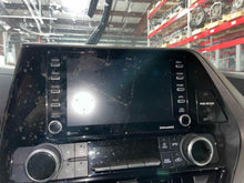 Load image into Gallery viewer, Radio  HIGHLANDER 2022 - NW568642
