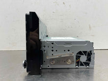 Load image into Gallery viewer, Radio  HIGHLANDER 2022 - NW568642
