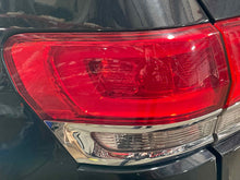 Load image into Gallery viewer, Tail Lamp Light  GRAND CHEROKEE 2015 - NW573407
