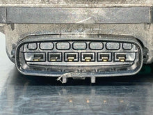 Load image into Gallery viewer, THROTTLE BODY XK XJ8 S Type XJ 2006 06 2007 07 2008 08 2009 09 - NW572386
