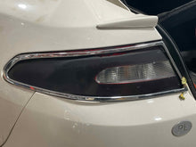 Load image into Gallery viewer, OUTER TAIL LIGHT LAMP Jaguar XF XFR 2009 09 2010 10 2011 11 Left - NW572277
