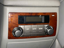Load image into Gallery viewer, REAR TEMPERATURE CONTROLS Highlander 2011 11 2012 12 2013 13 - NW572839
