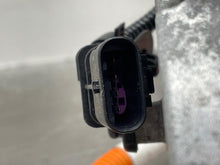 Load image into Gallery viewer, AC Compressor  TESLA MODEL 3 2020 - NW587742
