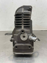 Load image into Gallery viewer, SUSPENSION AIR COMPRESSOR PUMP Gl350 Gl450 Gl550 GL63 12-19 - NW574137
