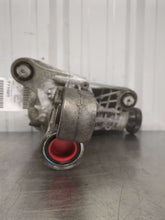 Load image into Gallery viewer, Carrier Assembly  MERCEDES GLS-CLASS 2017 - NW573922
