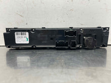 Load image into Gallery viewer, FRONT TEMPERATURE CONTROLS BMW X5 X5M X6 X6M 2007-2014 - NW574187
