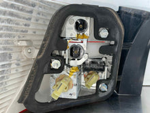 Load image into Gallery viewer, OUTER TAIL LIGHT LAMP BMW X6 X6M 08 09 10 11 12 Right - NW574345
