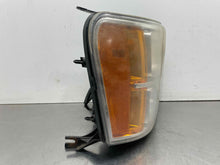 Load image into Gallery viewer, HEADLIGHT LAMP ASSEMBLY Sierra 1500 Pickup Sierra 2500 07-14 Right - NW574893

