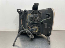 Load image into Gallery viewer, HEADLIGHT LAMP ASSEMBLY Sierra 1500 Pickup Sierra 2500 07-14 Right - NW574893
