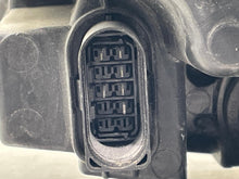 Load image into Gallery viewer, HEADLIGHT LAMP ASSEMBLY Volkswagen Jetta 11 12 13 14 15 16 Right - NW601162
