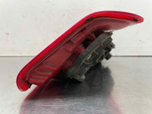 Load image into Gallery viewer, TAIL LIGHT LAMP ASSEMBLY Rover Disco II Disco SD Discovery 99-00 Left - NW602024
