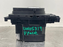Load image into Gallery viewer, Computer  F-PACE 2018 - NW605563
