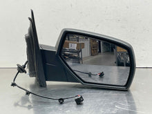 Load image into Gallery viewer, [INVENTORYCAR_YEAR_MAKE_MODEL] SIDE VIEW DOOR MIRROR Right - NW606259
