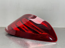 Load image into Gallery viewer, [INVENTORYCAR_YEAR_MAKE_MODEL] TAIL LIGHT LAMP ASSEMBLY Right - NW608442
