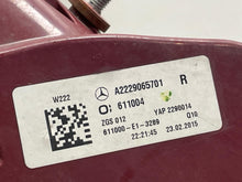 Load image into Gallery viewer, [INVENTORYCAR_YEAR_MAKE_MODEL] TAIL LIGHT LAMP ASSEMBLY Right - NW608442
