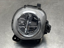 Load image into Gallery viewer, FOG LAMP LIGHT X3 X4 X5 X5M X6 X6M 2014-2019 Bumper Mounted Right - NW616970
