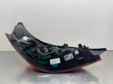 Load image into Gallery viewer, TAIL LAMP LIGHT - NW577652
