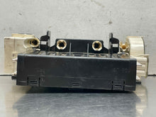 Load image into Gallery viewer, Temperature Controls  MERCEDES 380 1984 - NW631012
