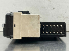 Load image into Gallery viewer, Temperature Controls  MERCEDES 380 1984 - NW631012
