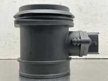 Load image into Gallery viewer, Mass Air Flow Sensor Meter MAF C30 Pickup C70 S40 S80 V40 V50 XC70 04-13 - NW631432

