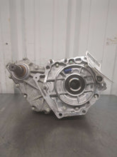 Load image into Gallery viewer, Transfer Case  CT4 2023 - NW577775
