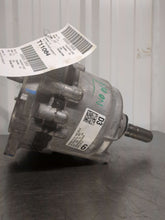 Load image into Gallery viewer, Transfer Case  CT4 2023 - NW577775
