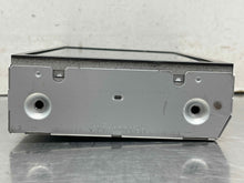 Load image into Gallery viewer, Info-Gps Screen  INFINITI G37 2009 - NW631983
