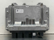 Load image into Gallery viewer, ECU ECM Computer  BMW X1 2019 - NW633840
