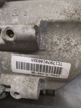 Load image into Gallery viewer, TRANSFER CASE Jaguar X Type 2002 02 2003 03 - NW578746
