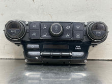 Load image into Gallery viewer, Temperature Controls GMC Yukon 2015 - NW639548
