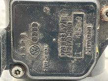 Load image into Gallery viewer, Mass Air Flow Sensor Meter MAF A4 A6 Passat 00 01 02 03 04 05 - NW643065
