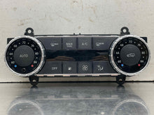 Load image into Gallery viewer, FRONT TEMPERATURE CONTROLS Gl350 Gl450 Gl550 GL63 AMG GLE300d 14-17 - NW643584
