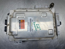Load image into Gallery viewer, ECU ECM Computer Chevrolet Volt 2013 - NW646582
