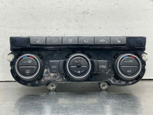 Load image into Gallery viewer, Temperature Controls Volkswagen EOS 2015 - NW579114
