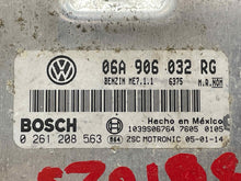 Load image into Gallery viewer, ECU ECM COMPUTER Volkswagen beetle 2005 05 Auto - NW648243
