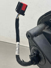 Load image into Gallery viewer, Side View Door Mirror Land Rover LR4 2014 - NW650436
