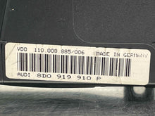 Load image into Gallery viewer, SPEEDOMETER CLUSTER Audi A4 1998 98 - NW652249
