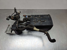 Load image into Gallery viewer, Fuel Vapor Canister Honda S2000 2000 - NW653375
