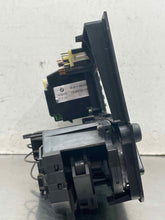 Load image into Gallery viewer, Temp Climate AC Heater Control BMW 325e M3 325i 318i 1987 87 88 89 90 91 92 93 - NW655124
