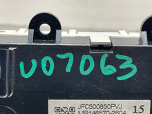 Load image into Gallery viewer, REAR TEMPERATURE CONTROLS Land Rover LR3 LR4 2005-2014 - NW657037

