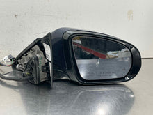 Load image into Gallery viewer, SIDE VIEW DOOR MIRROR E300 E350 E400 E550 17 18 19 20 Right - NW656685
