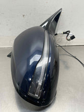 Load image into Gallery viewer, SIDE VIEW DOOR MIRROR E300 E350 E400 E550 17 18 19 20 Right - NW656685
