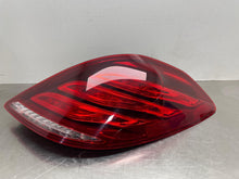 Load image into Gallery viewer, [INVENTORYCAR_YEAR_MAKE_MODEL] TAIL LIGHT LAMP ASSEMBLY Right - NW580188
