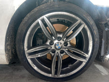 Load image into Gallery viewer, WHEEL RIM 528D 528i 535i 550i 640I 650i Active 5 11-15 19x8-1/2 - NW580200
