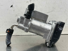 Load image into Gallery viewer, Throttle Body  LEXUS GS350 2016 - NW658263
