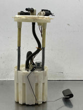 Load image into Gallery viewer, FUEL PUMP Buick Lucerne Cadillac DTS 2006 06 2007 07 2008 08 - NW660084
