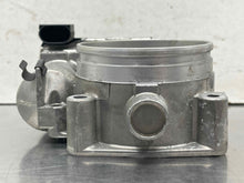 Load image into Gallery viewer, Throttle Body  PORSCHE MACAN 2017 - NW580994
