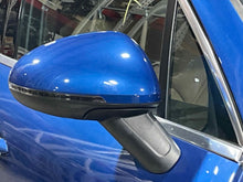 Load image into Gallery viewer, Side View Door Mirror  PORSCHE MACAN 2017 - NW581091
